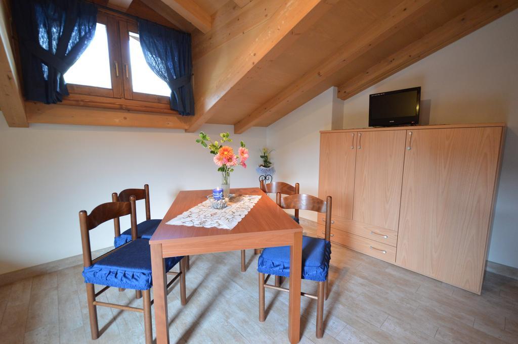 Casa Fiorella Livigno Rom bilde