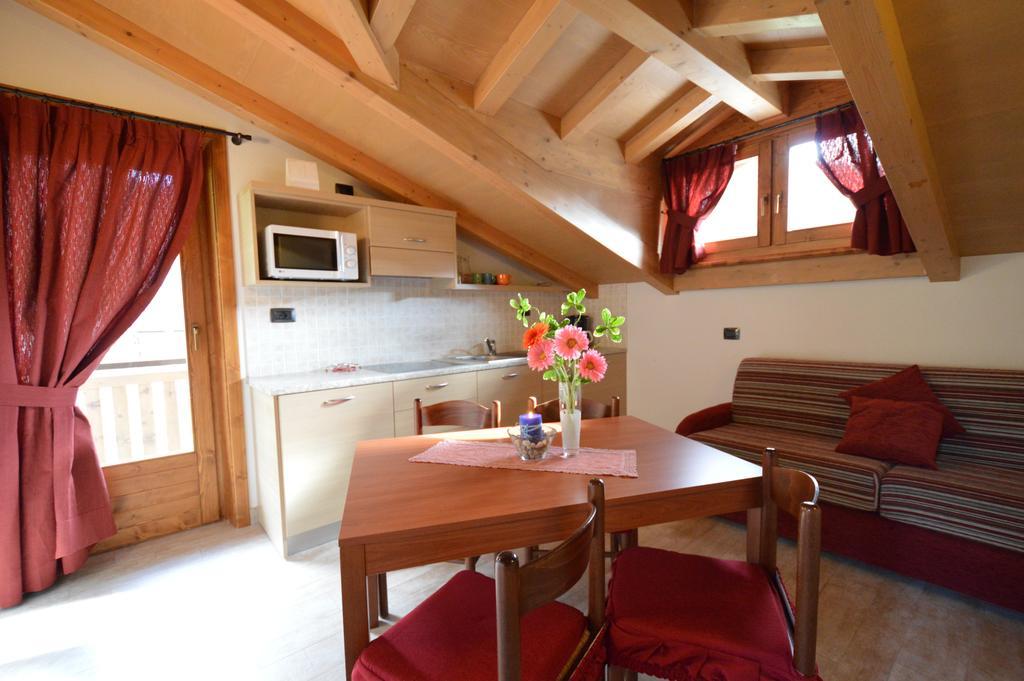 Casa Fiorella Livigno Rom bilde